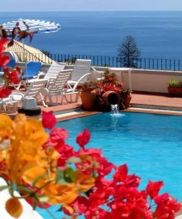 Aparthotel Quinta Mae Dos Homens 3*