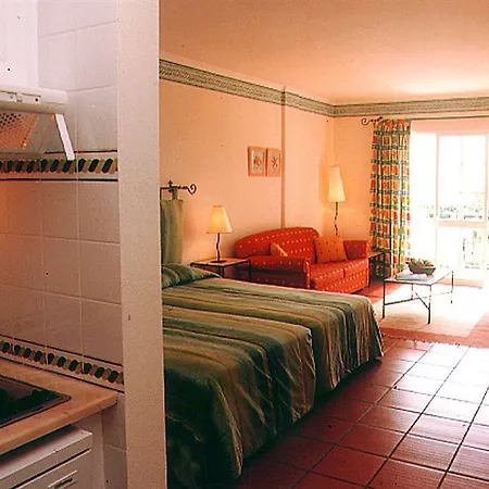 Aparthotel Quinta Mae Dos Homens 3*
