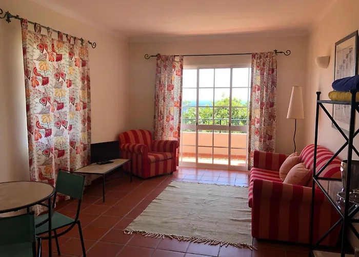 Quinta Mae Dos Homens Apartahotel 3*