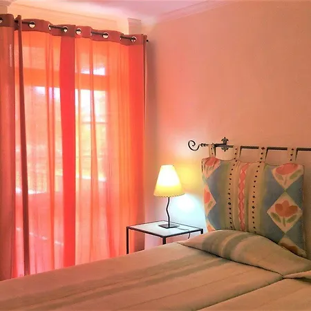 Quinta Mae Dos Homens 3* Φουνκάλ