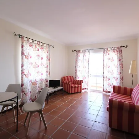 Quinta Mae Dos Homens 3*