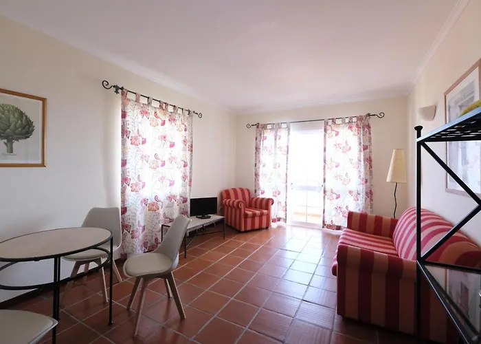 Quinta Mae Dos Homens 3*